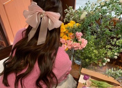 ​婆婆“儿媳，你把孩子打了你们养小姑子”儿媳“好，同意，离婚”