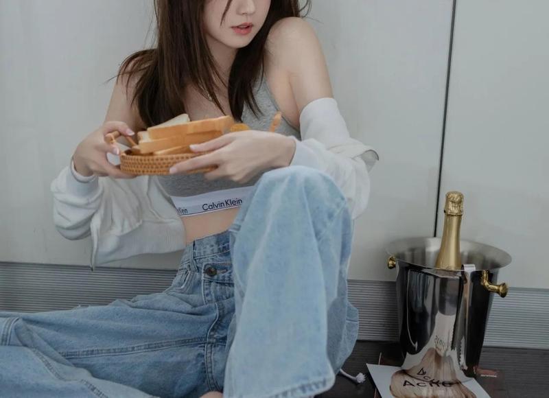 外向男生和内向女生约会(和内向的男生约会技巧)