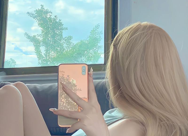 男生碰到喜欢的女生怎么追(男生喜欢的女生该怎么追)