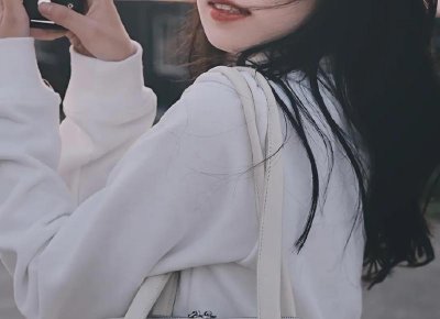 ​起诉离婚怎样分割财产，法律上的标准是什么