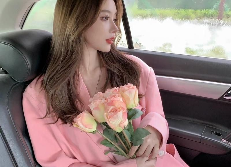 湖北一婚礼现场，新娘不配合拜堂还嫌弃新郎：娶到我，是他的福气