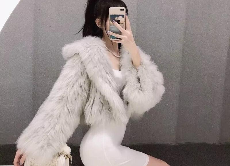 23岁女子被38岁男子狂追,无视身高和年龄差距,非常享受这种感觉 23岁女子被38岁男子狂追,无视身高和年龄差距,非常享受这种感觉