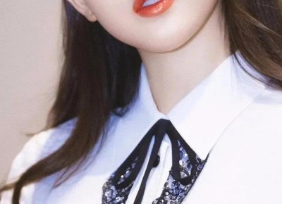 ​和女生聊天有这些表现，就证明女生在敷衍你