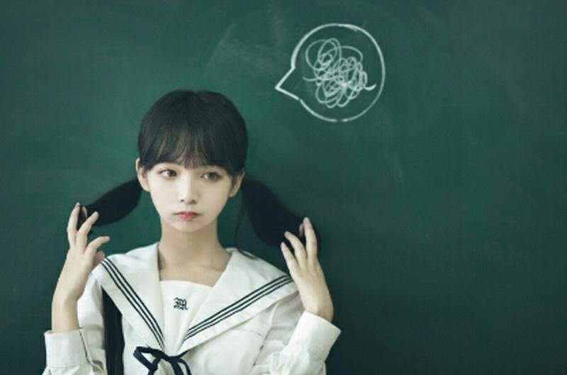 好听的话哄女孩开心甜一点真实（可以逗女生开心的话）