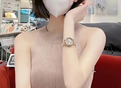 ​女生性格孤僻的表现，孤僻的女生该怎么追