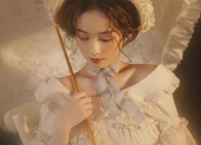 ​怎么判断一个女生喜不喜欢你 女生喜欢你的30个表现