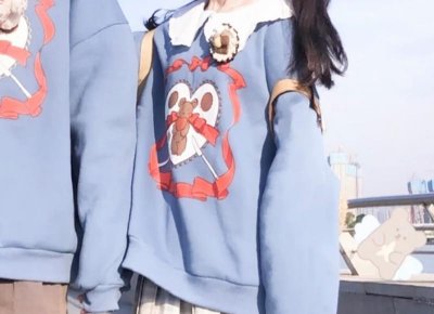 ​第一次怎么和女生接吻？