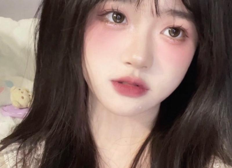 跟高冷女生要怎么聊天,找不到话题怎么办 跟高冷女生要怎么聊天,找不到话题怎么办