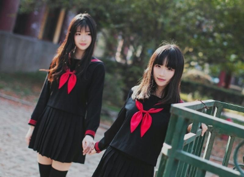 第一次和女朋友在外面玩(第一次在女朋友家睡觉)