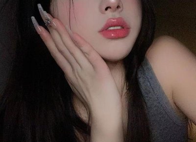 ​喜欢他一年，后来发现他早就有女朋友了