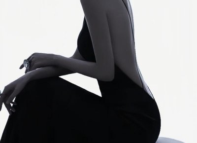 ​答应女朋友今年求婚，但是她突然不想理我了