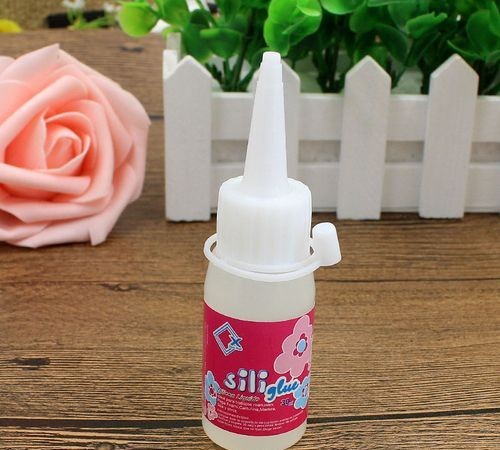 酒精去胶水的方法