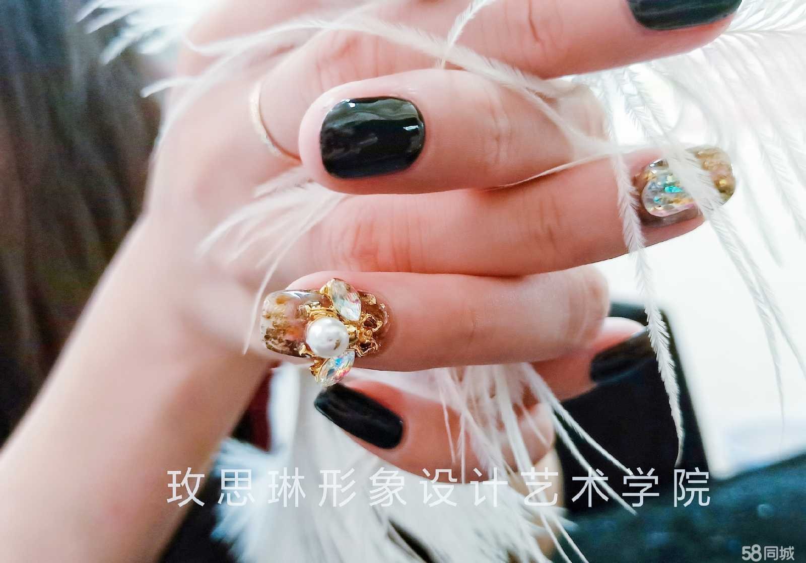 学个什么手艺月薪过万:学什么技前途工资高?