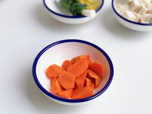 鱼汤怎么做最有营养（浓白鲜美无腥味鱼汤做法）