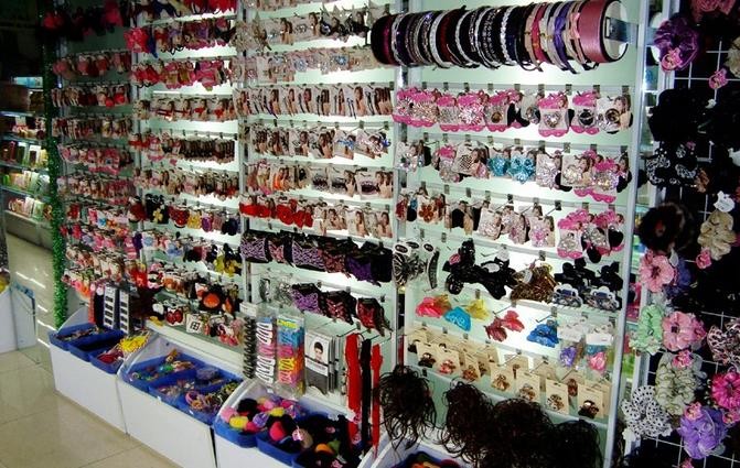 开一家小型饰品店多少钱：开饰品店大概需要多少成本？