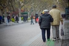 散步可以降血压吗?散步有什么好处