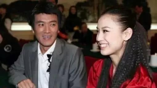 杨子跟黄圣依是什么关系（杨子为什么这么宠爱黄圣依）(3)