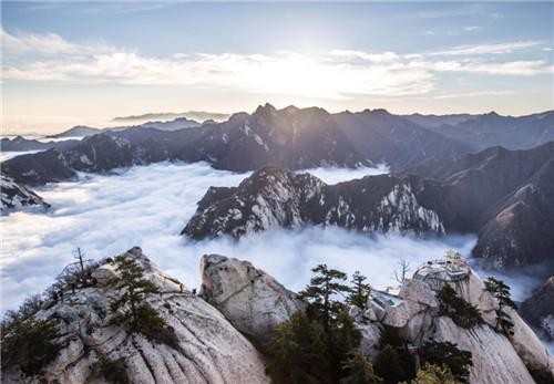华山长空栈道修建之谜（自古华山一条路）(4)