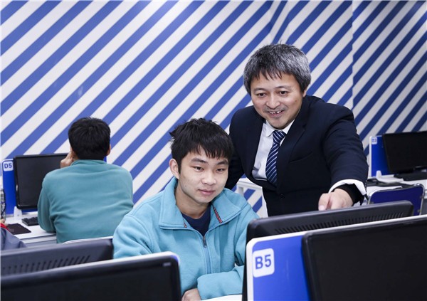 男生以后最吃香的十大专业：男生初中毕业选什么专业比较好？