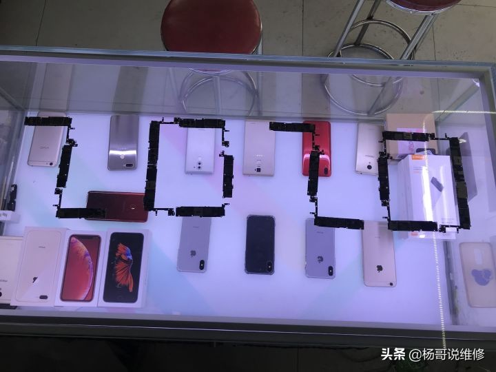 充新机是什么意思（购买手机有诀窍全面了解充新机）