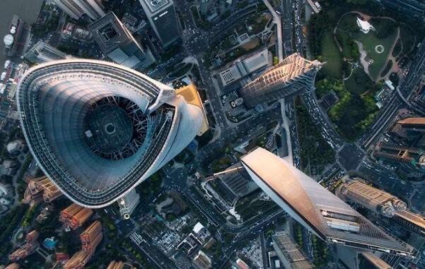 中国第一高楼在哪里,揭秘千米高楼真相(高达1300米)