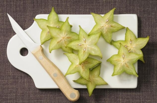 杨桃的正确吃法图解（杨桃的不同吃法分享）