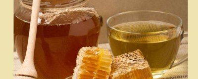 ​蜂蜜水不能和什么一起吃