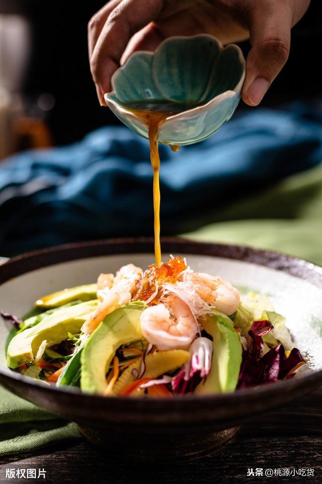 自己怎么调蛋黄沙拉酱(百吃不腻万能油醋汁)(11)