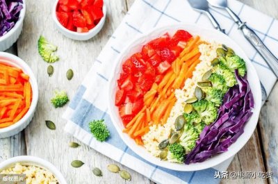 ​自己怎么调蛋黄沙拉酱（百吃不腻万能油醋汁）