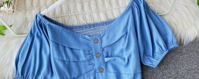 ​彩漂可以洗彩色衣服吗（用彩漂洗衣服还需要用洗衣液吗）