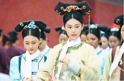 ​皇贵太妃见到皇后需要行礼吗（妃嫔之间的尊卑礼仪）