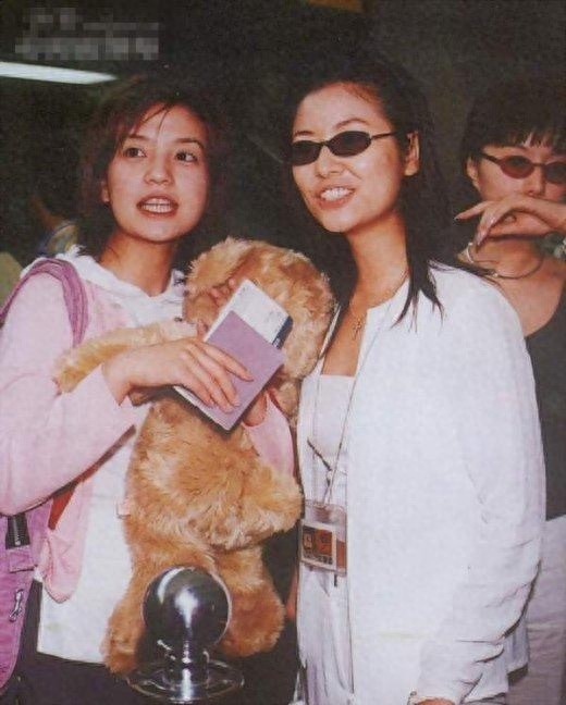 赵薇林心如范冰冰，《还珠格格》三姐妹经典合照