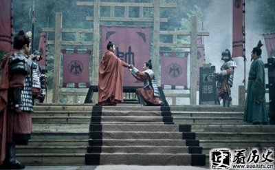 ​韩信是如何拜将的