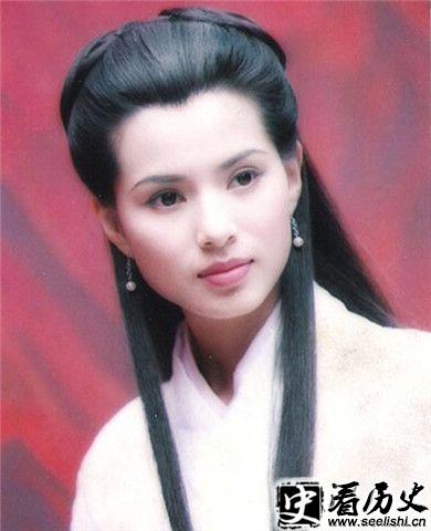 小龙女李若彤剧照