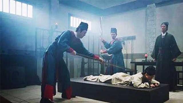 清朝宫女挨板子的规矩(清朝宫女挨板子)(2)