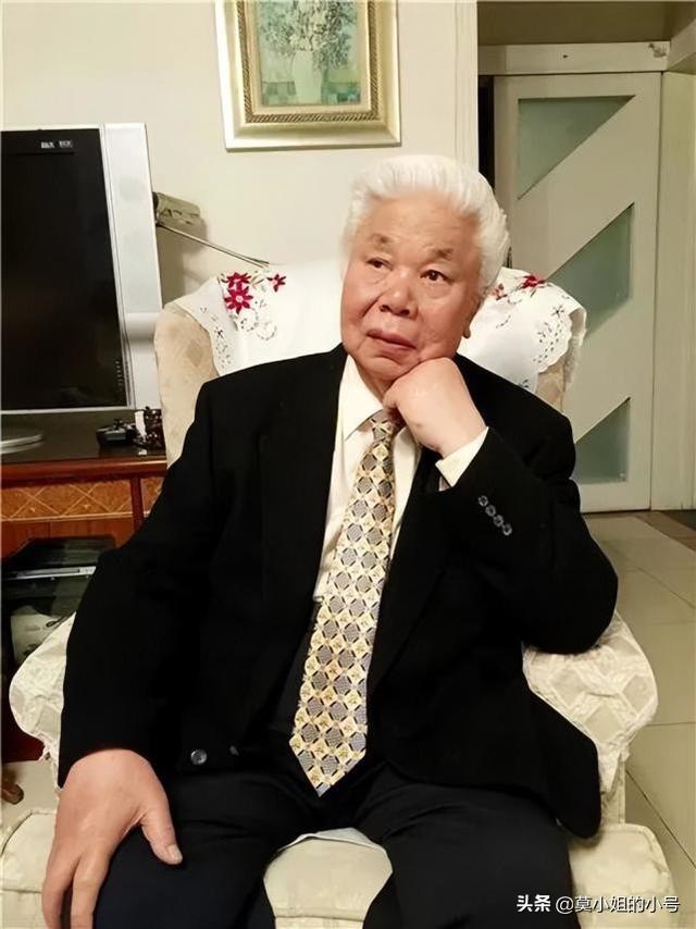 六月就已去世的十位名人（已有13位名人相继去世）(27)