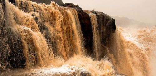 黄河之水天上来下一句