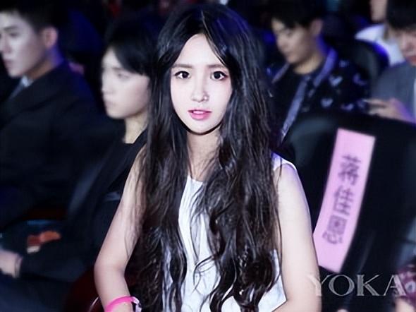 蒋佳恩到底出了什么事(蒋佳恩现如今在干什么)