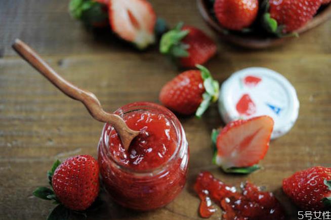 熬果酱不粘稠是为什么 果酱不稠怎么办