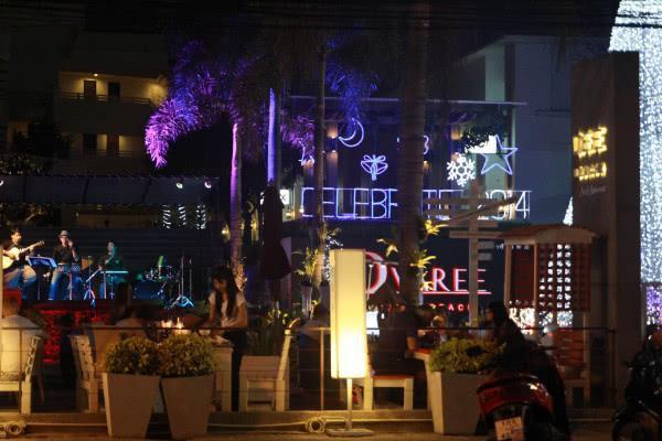 为何去酒吧娱乐不能“随性”敲钟,敲一次豪掷多少钱?