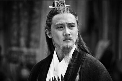 ​狼顾虎视什么意思?