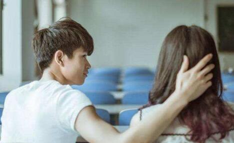 和女朋友分手不甘心