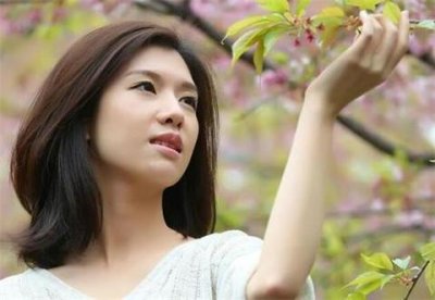 ​女生发愉快表情啥意思？附聊天实例应该怎么回