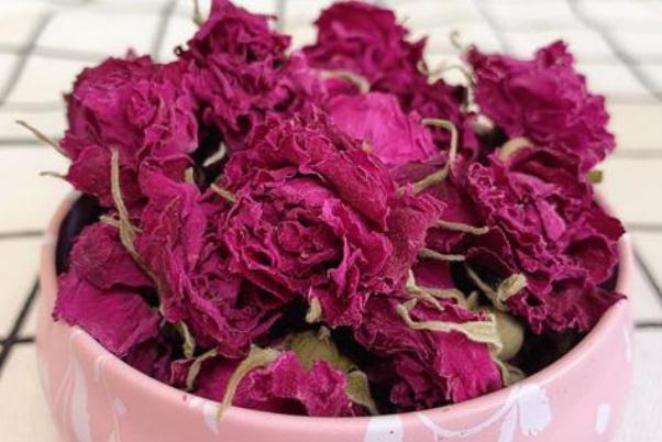 玫瑰茶月经期间能喝不 喝玫瑰花茶的误区 玫瑰茶月经期间能喝不 喝玫瑰花茶的误区