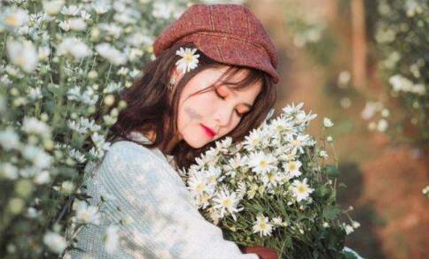 表白被拒绝了还能继续聊天，还有机会吗