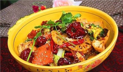 ​郑州辣有道麻辣香锅招商加盟费用（辣有道五味锅加盟费）