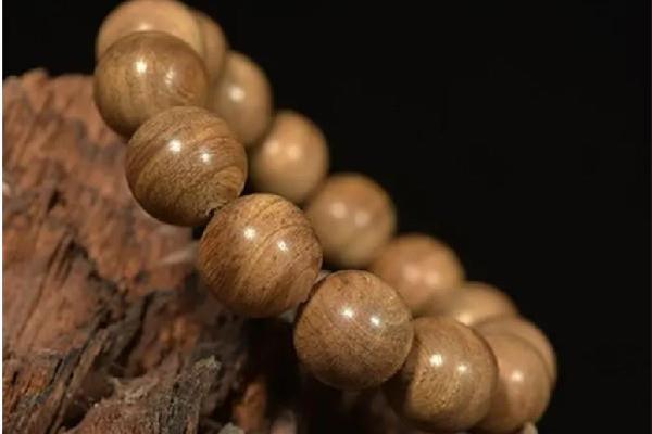 沉香手串香味能永久吗 沉香手串香味能持续多久 沉香手串香味能永久吗 沉香手串香味能持续多久