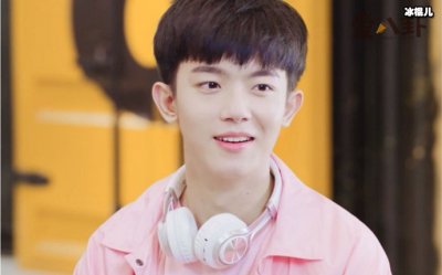 ​电视剧《亲爱的，热爱的》演员李明德出圈，他有什么过人之处？