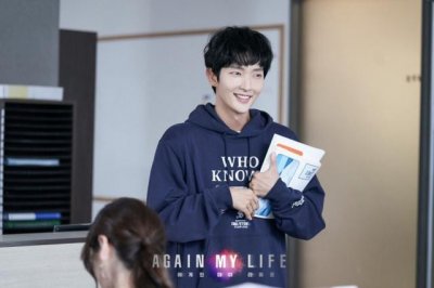 ​李俊基新剧再次我的人生取消拍摄（李准基新冠确诊）