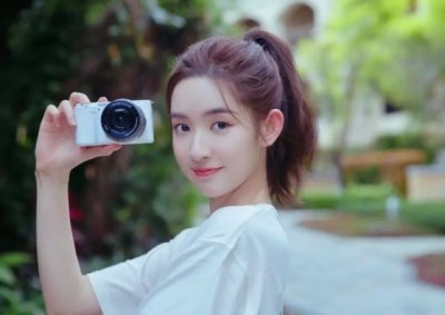 ​淡颜系美女王玉雯7天涨粉9万 王玉雯家境如何？跟杨玏还在一起吗？